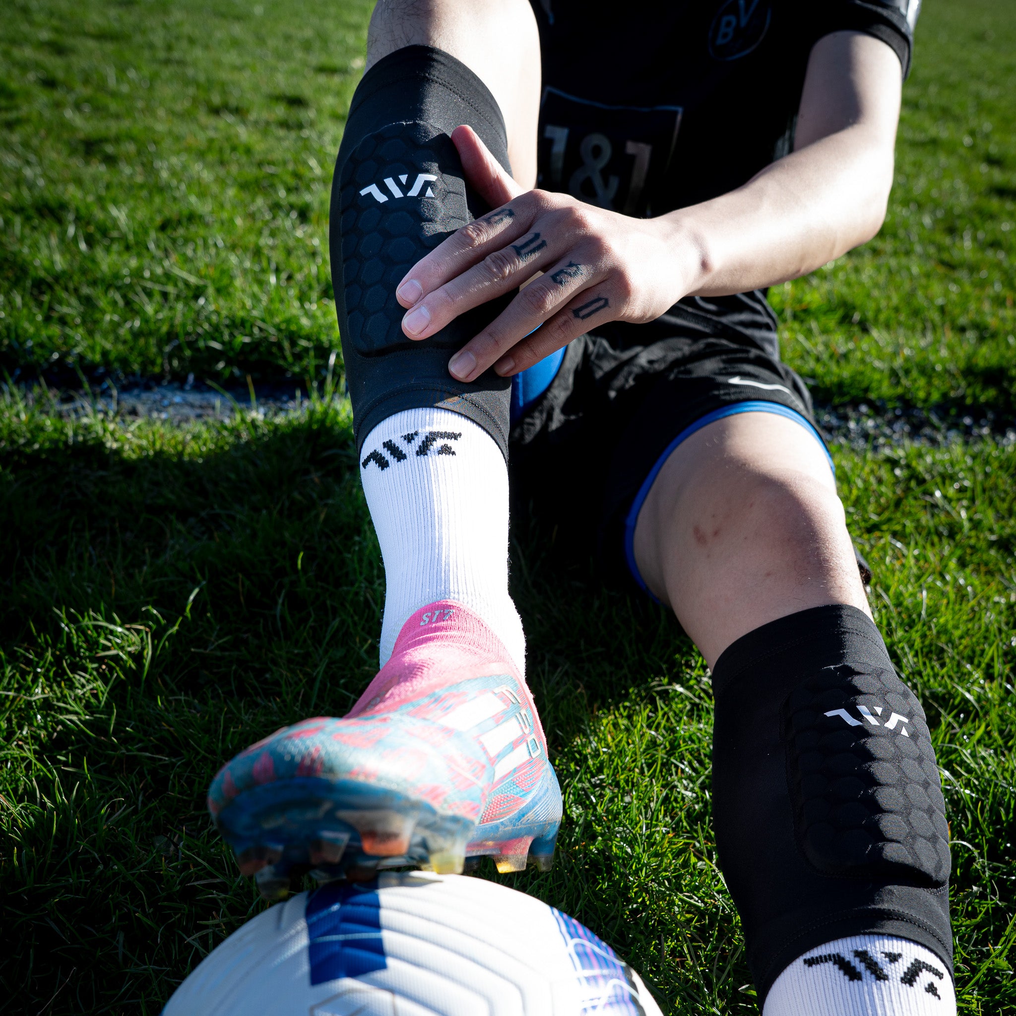 TeamWeGo Shin Guards Sleeves